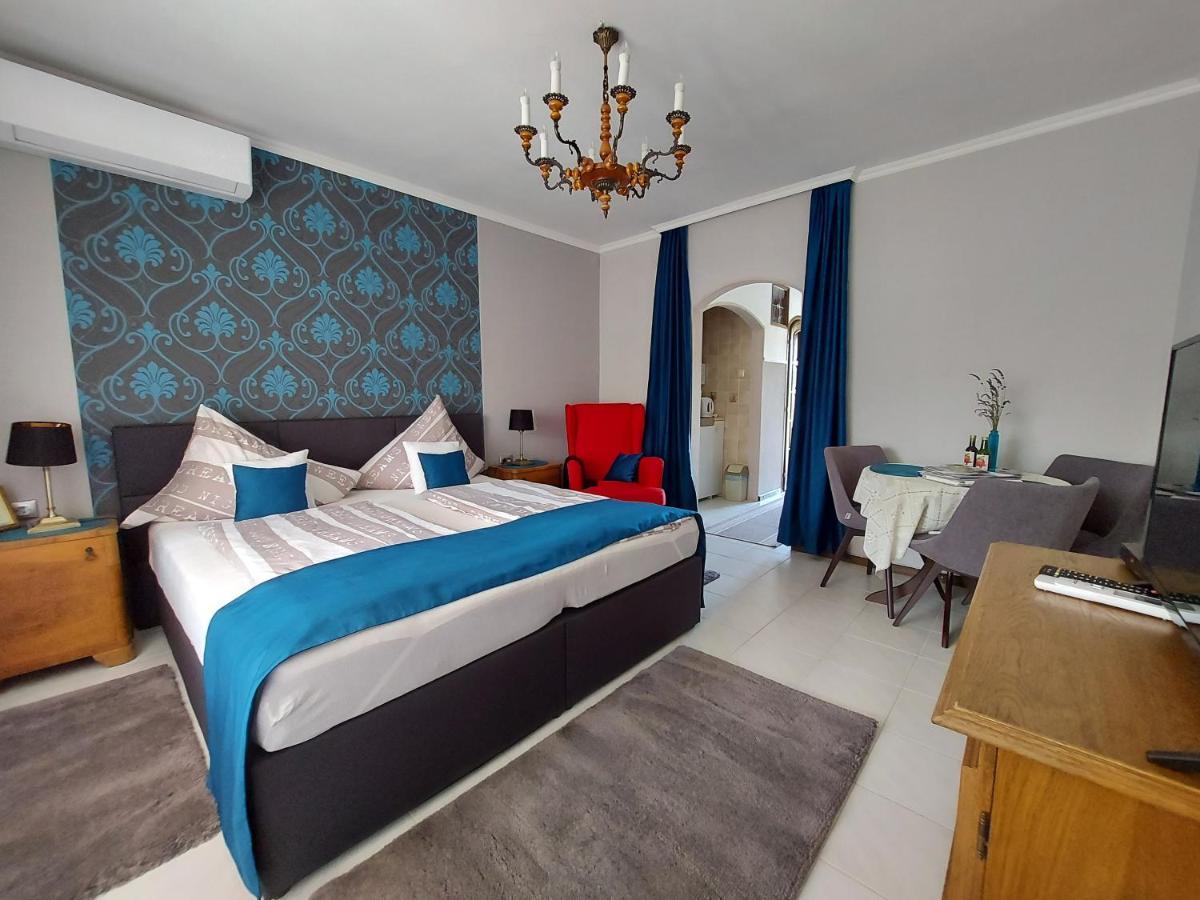 Titi Classic & Trendy Apartman Bük Eksteriør bilde