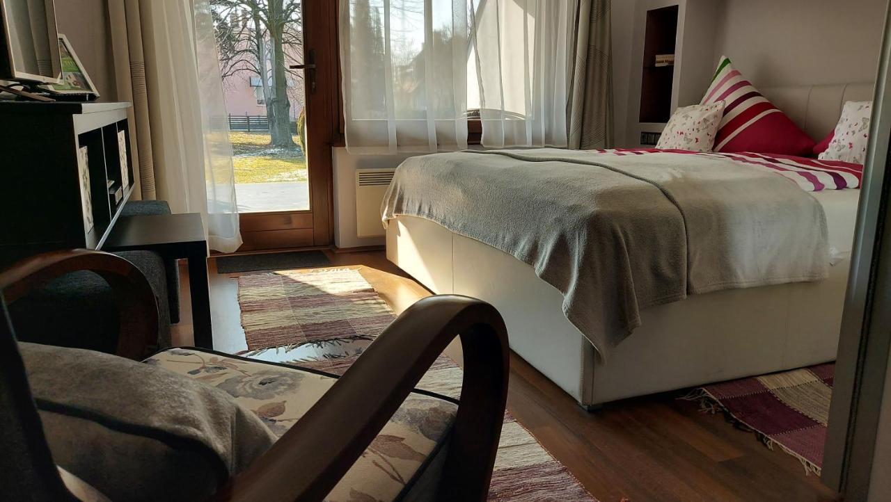 Titi Classic & Trendy Apartman Bük Eksteriør bilde