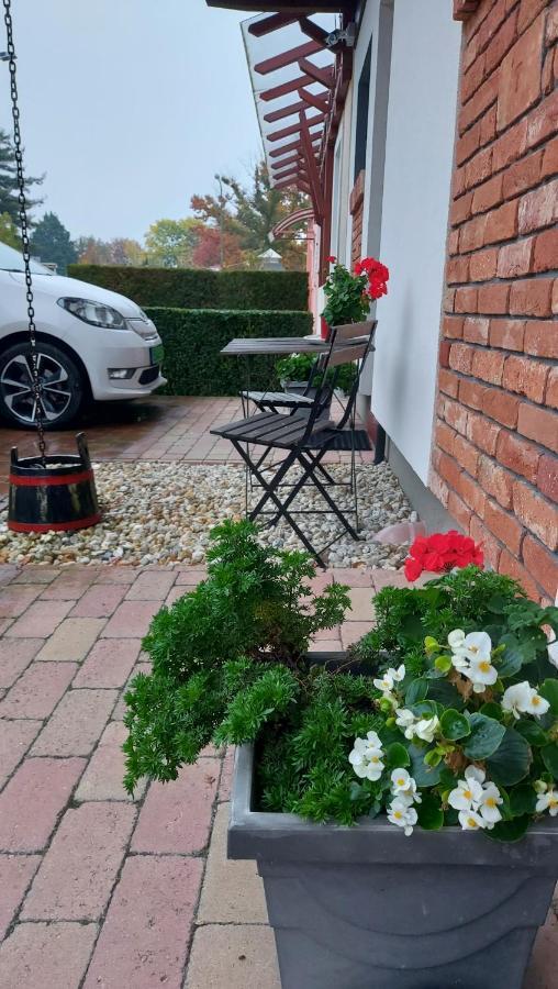 Titi Classic & Trendy Apartman Bük Eksteriør bilde