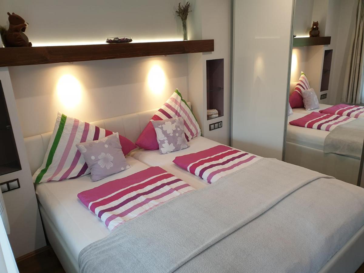 Titi Classic & Trendy Apartman Bük Eksteriør bilde
